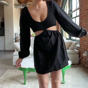 Glassons black linen cut-out dress, size 8 (aus) fits more like a 4-6 US!